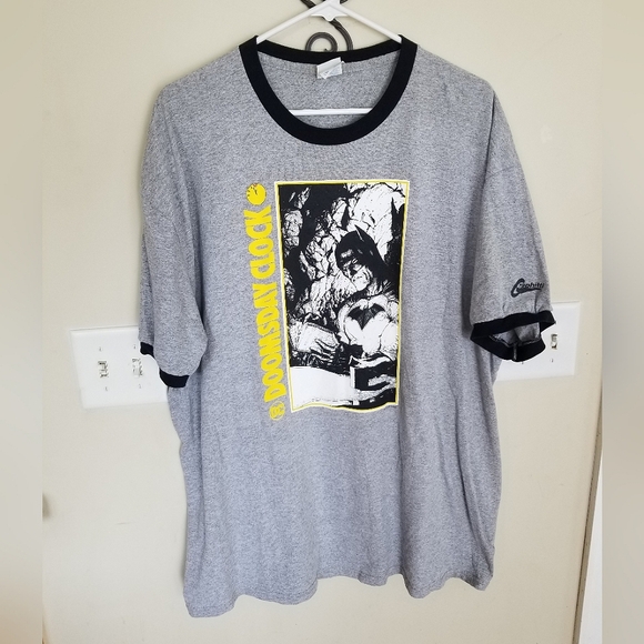 Graphitti DC Comics Batman Doomsday Clock T-shirt.🦇⏳(NWOT) - Picture 1 of 6
